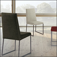 Trica Forma Chair